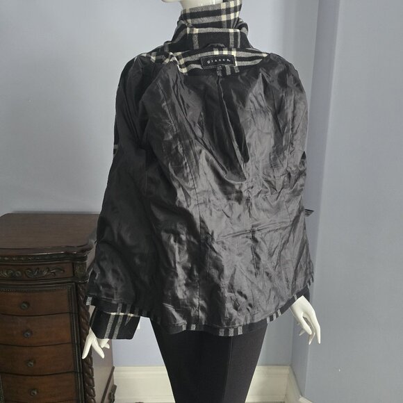 Giacca Black and White Belted Jacket - Funnel Collar Peacoat - Picture 5 of 5